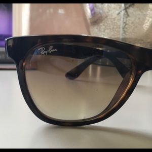 Rayban Sunglasses 4184